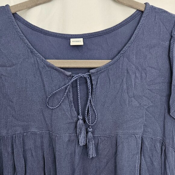 Flutter-sleeve, Split-Neck Periwinkle Blouse - Picture 3 of 6